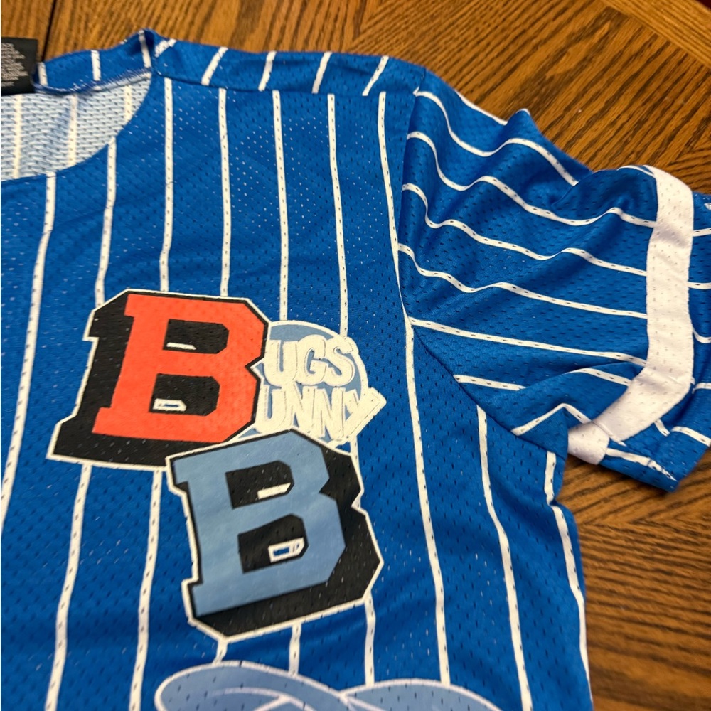 Warner Bros. Blue Striped Bugs Bunny Men's Jersey - Picture 5 of 6